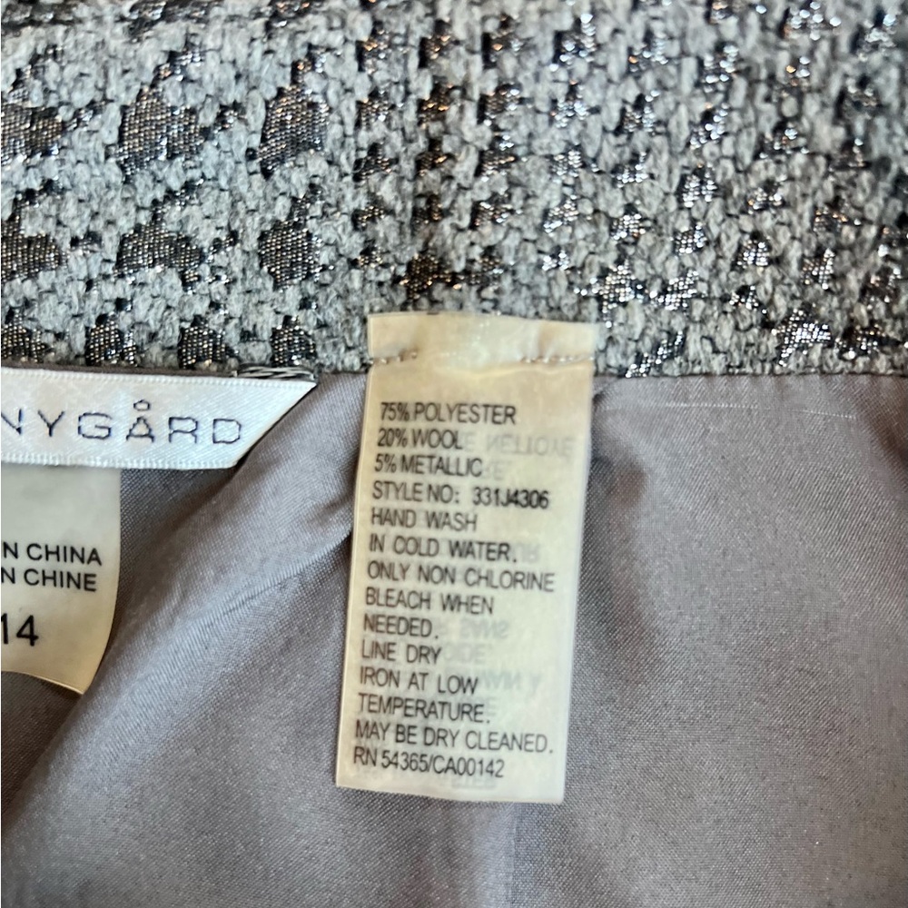 Peter Nygard Elegant Gray 2 piece suit Women's Skirt excellent condition 14 - Picture 15 of 16